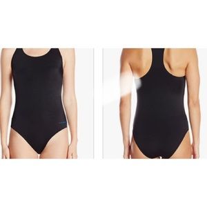 UNOW Women Pro Training Sz S / M Racerback Slimming One Piece Swimsuit